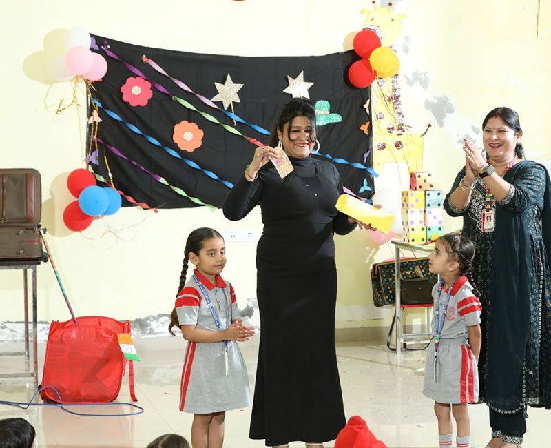gallery-snsps-Magicshow-min