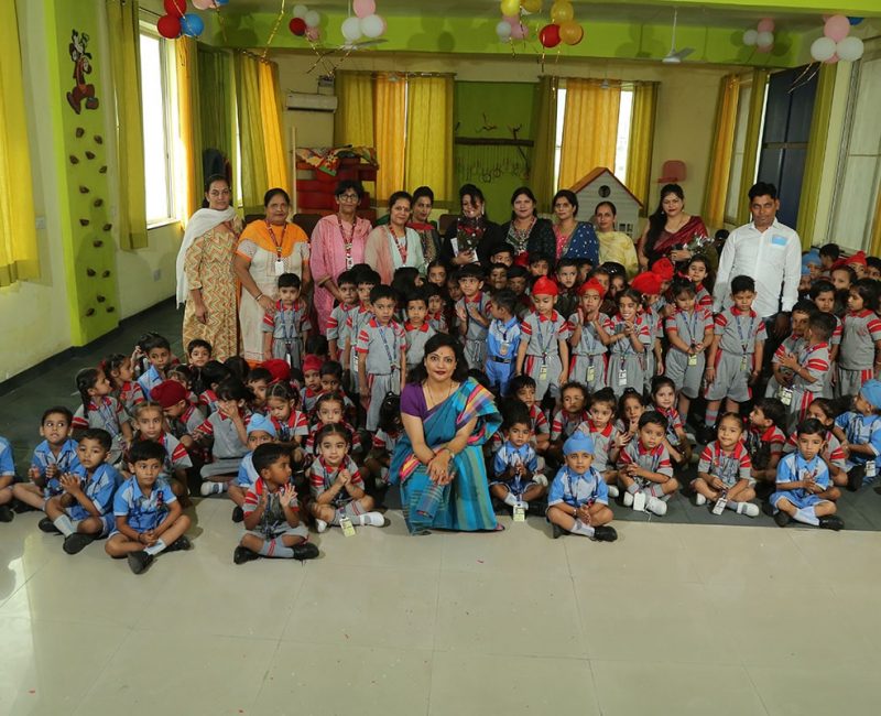 gallery-snsps-group-pic-min