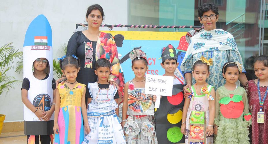 Fancy-Dress-Comp_29th-July