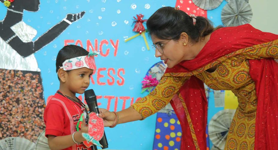 Fancy-Dress-Comp_29th-July2
